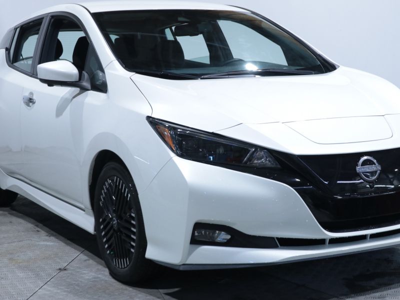 2024 Nissan Leaf