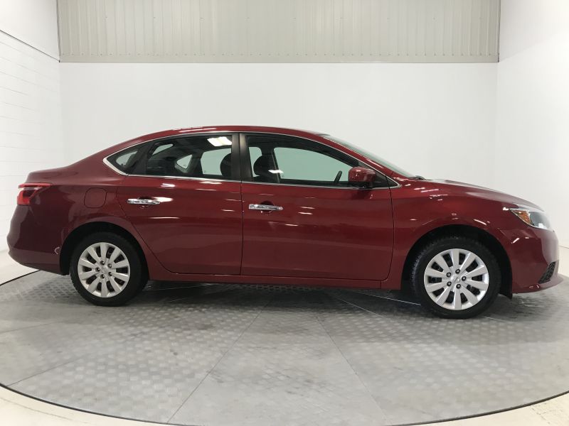 Nissan Sentra 2018 d'occasion à vendre chez H GREGOIRE ... Nissan Sentra 2018 d'occasion à vendre chez H GREGOIRE ...