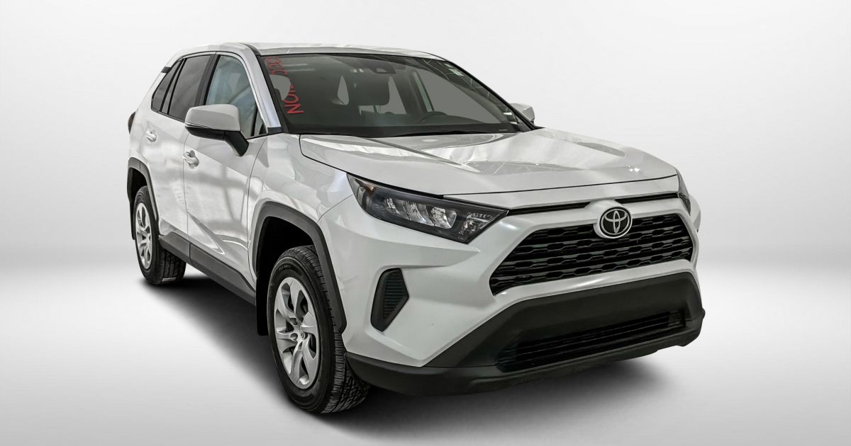 Toyota Rav 4 2023 LE usagée et d’occasion à vendre chez HGregoire